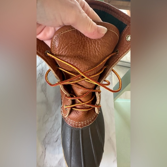 L.L. Bean Ladies Duck Boots with Flannel Lined 8” - Picture 2 of 16